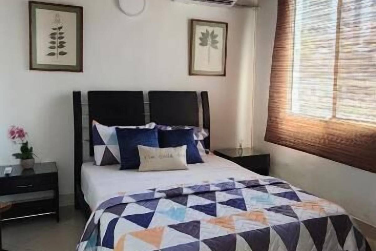 Family Apartment | Minibar, WiFi (free), bed sheets