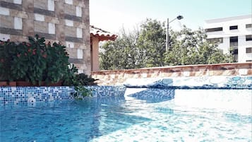 Piscina all'aperto