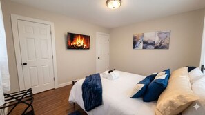 4 quartos, escrivaninha, ferros/tábuas de passar roupa