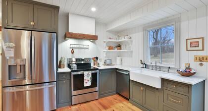 Historic Farmhouse, Fully Renovated in Fall 2023
