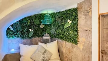 Luxury Suite | Living area