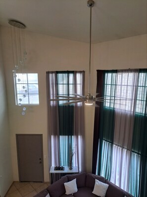 Smart TV, computer monitors - Quiet Home w/ Easy Access to Fabulous Las Vegas (Las Vegas)