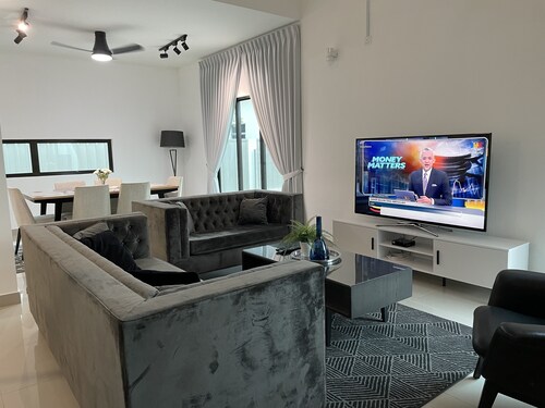 Entire home near to KLIA with free wifi 