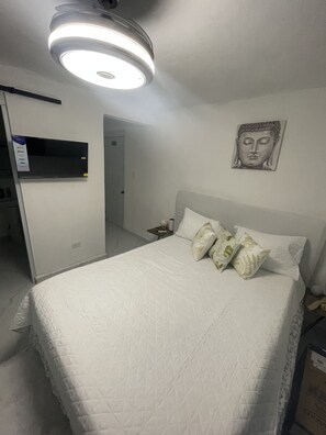 3 bedrooms, WiFi, bed sheets