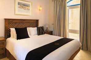 4 bedrooms, iron/ironing board, travel cot, free WiFi - Dionisia Holiday Home (Għasri)