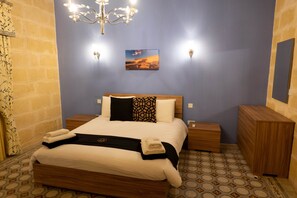 5 bedrooms