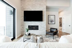 4 chambres, fer et planche à repasser, Wi-Fi gratuit, draps fournis