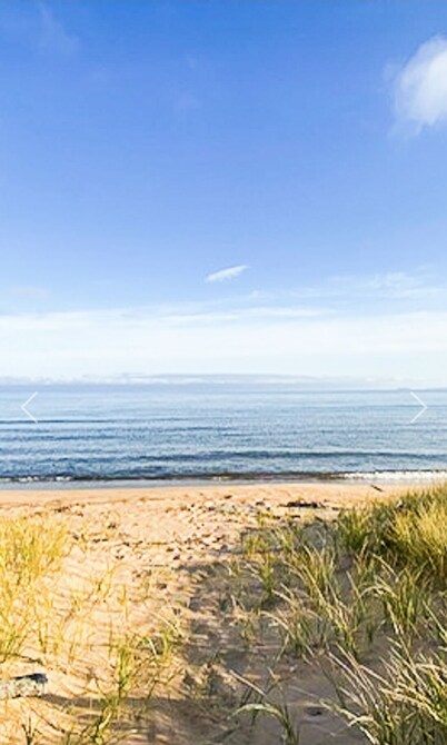 Beachside Cottage - on Lake Superior 