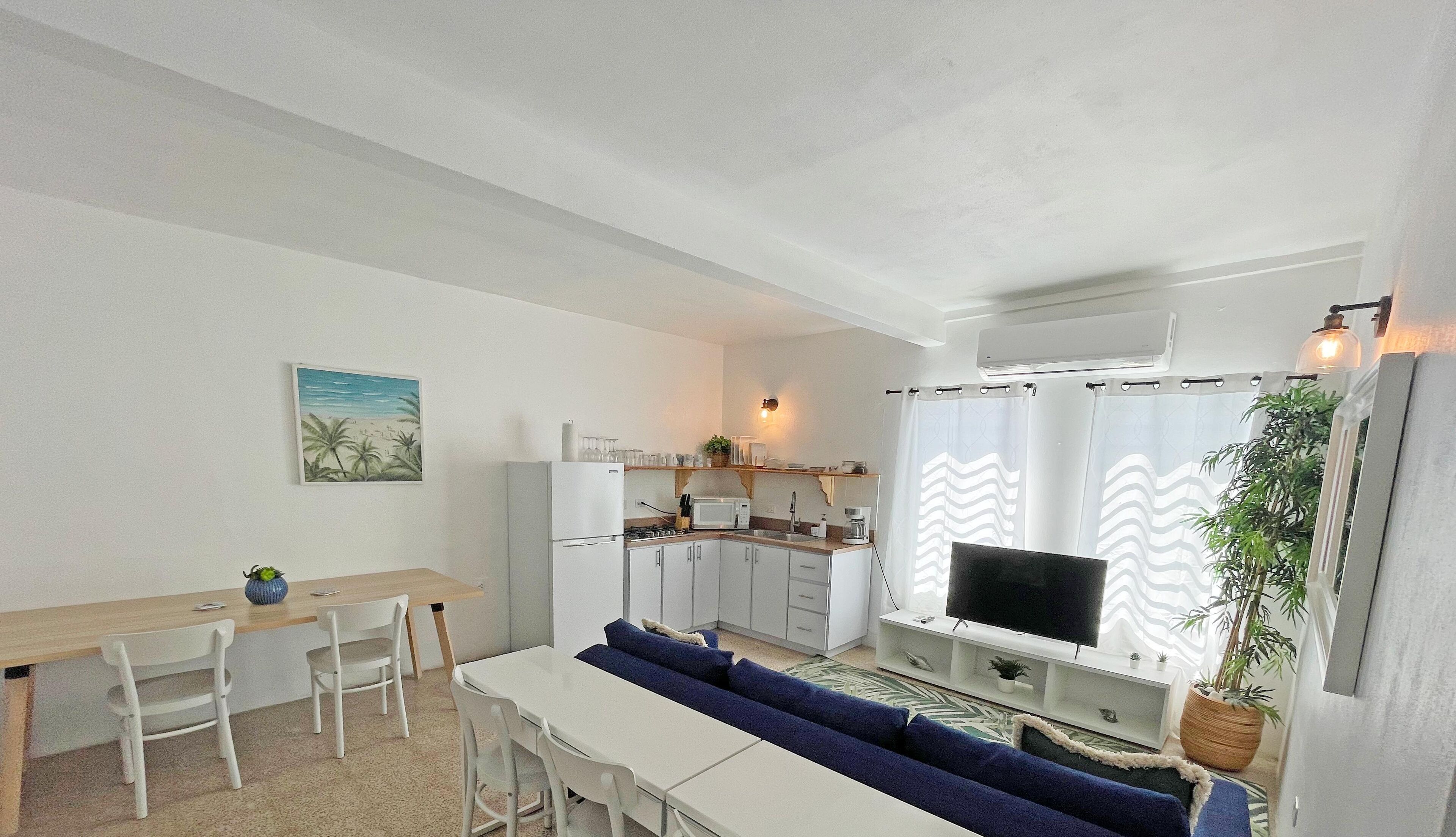 Panoramic Apartment, 2 Bedrooms, Hot Tub, Ocean View | Living area | 43-inch Smart TV with digital channels, Netflix, streaming services