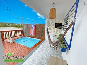 Comfort-huvila, 3 makuuhuonetta, yksityinen uima-allas, näköala laguunille | Terassi/patio