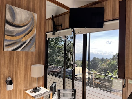 Premium bedding, free WiFi, bed sheets