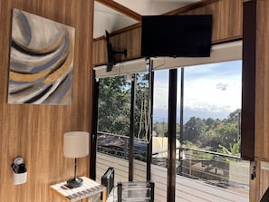 Literie de qualité supérieure, Wi-Fi gratuit, draps fournis