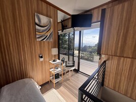 Roupas de cama premium, Wi-Fi de cortesia, roupa de cama