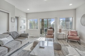 Fireplace - Chipmunk Complex (Colorado Springs)