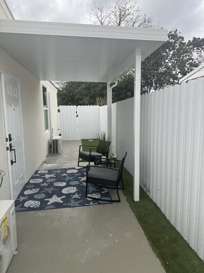 Property grounds - Costa Azul-Entire apartment with bathtub (West Palm Beach)