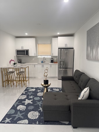 TV. Costa Azul-Entire apartment with bathtub