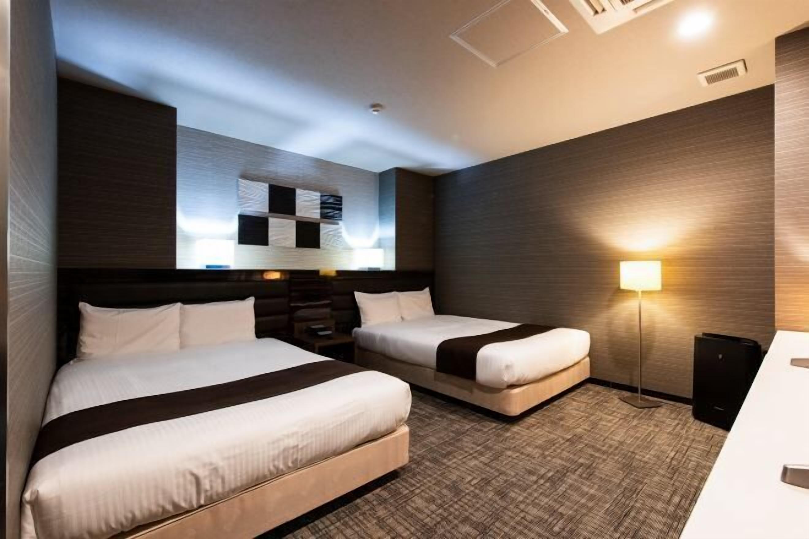 免费 WiFi、床单