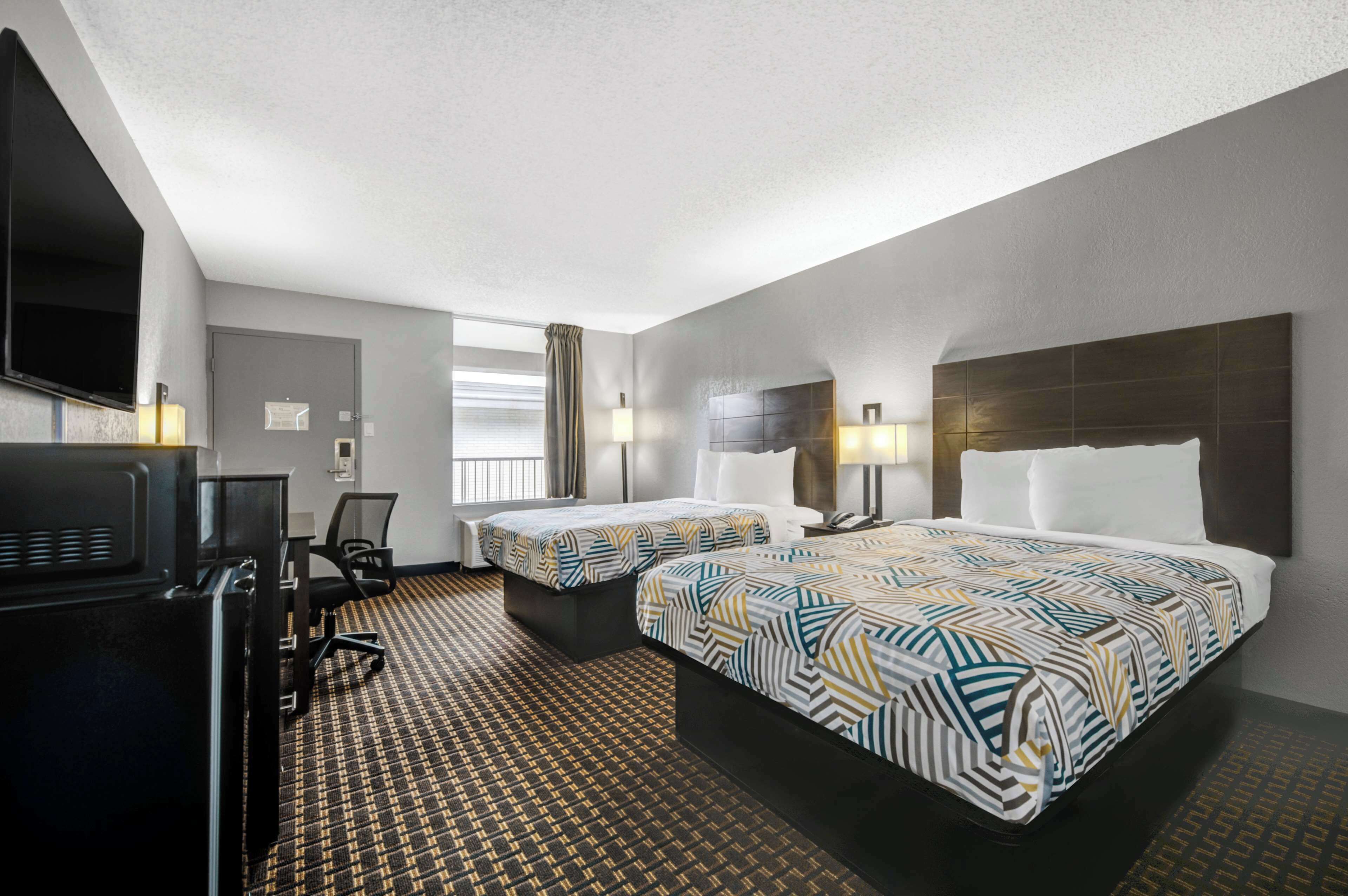 Free WiFi, bed sheets, wheelchair access