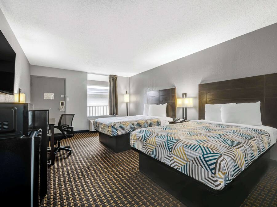 Free WiFi, bed sheets, wheelchair access