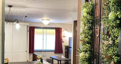 Yokohama Minato Hostel. Big Shared Room/ 5 Bunkbeds/ 30min to Haneda Airport