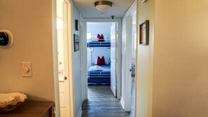 Interior - Just a walk to the beach, centrally located, multiple pools, family friendly. (Hilton Head Island)