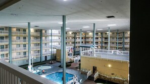 Innenpool, Außenpool
