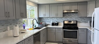 Newly remodeled House in Rowland Heights 4b3b 30 mins to Disneyland