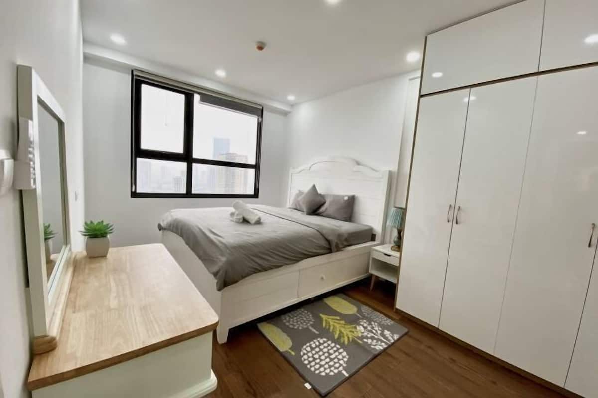 1 bedroom, free minibar items, in-room safe, desk