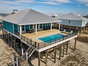 Exterior - Tides Inn | Private Pool. Nightly stays in summer (Dauphin Island)