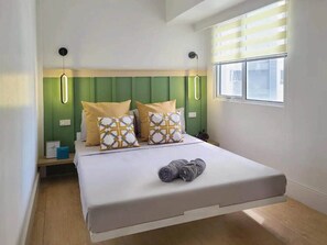 2 室のベッドルーム、アイロン / アイロン台、WiFi、ベッドシーツ