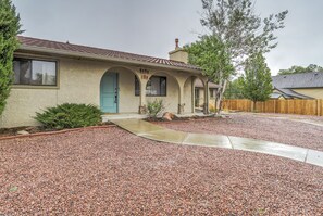 Front of property - 2 Bears Combined (Colorado Springs)