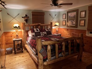 3 bedrooms, travel cot, free WiFi, bed sheets