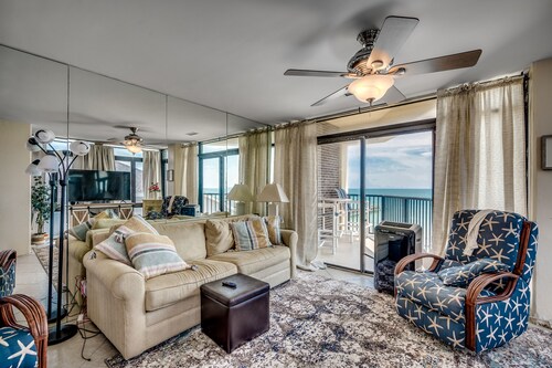 Incredible beach view from top floor. Yes there’s an elevator.🛗 