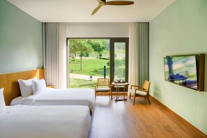 Chambre avec lits jumeaux, vue montagne