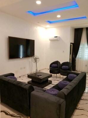 Interior - Inviting 2-Bed Apt with Parking in Ifako-Ijaiye (Lagos Mainland)