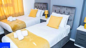 3 bedrooms, iron/ironing board, WiFi, bed sheets