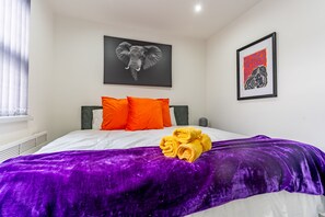 1 bedroom, WiFi, bed sheets