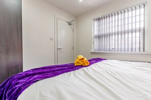 1 室のベッドルーム、WiFi、ベッドシーツ