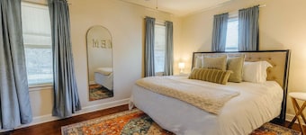 Historic Revival King Bed Liberty Bowl Memphis 893