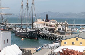 Marina - 1-Bedroom Suite at a 4.5⭐️ Hotel (San Francisco)