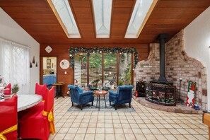 Family Cabin | Living area | 32-inch LED TV with digital channels, fireplace - Pacific Coast Redwoods Cabin for Family (La Honda)