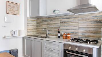 Fridge, microwave, coffee/tea maker, electric kettle