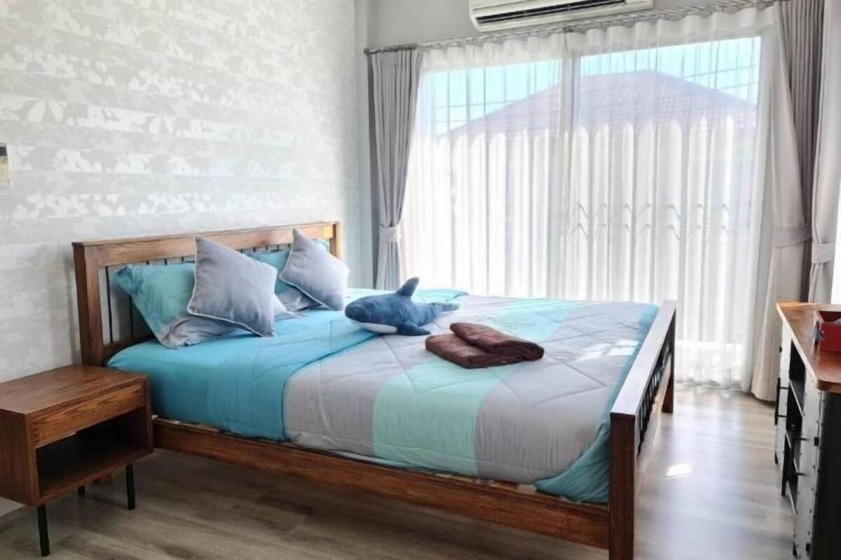 3 bedrooms, desk, free WiFi