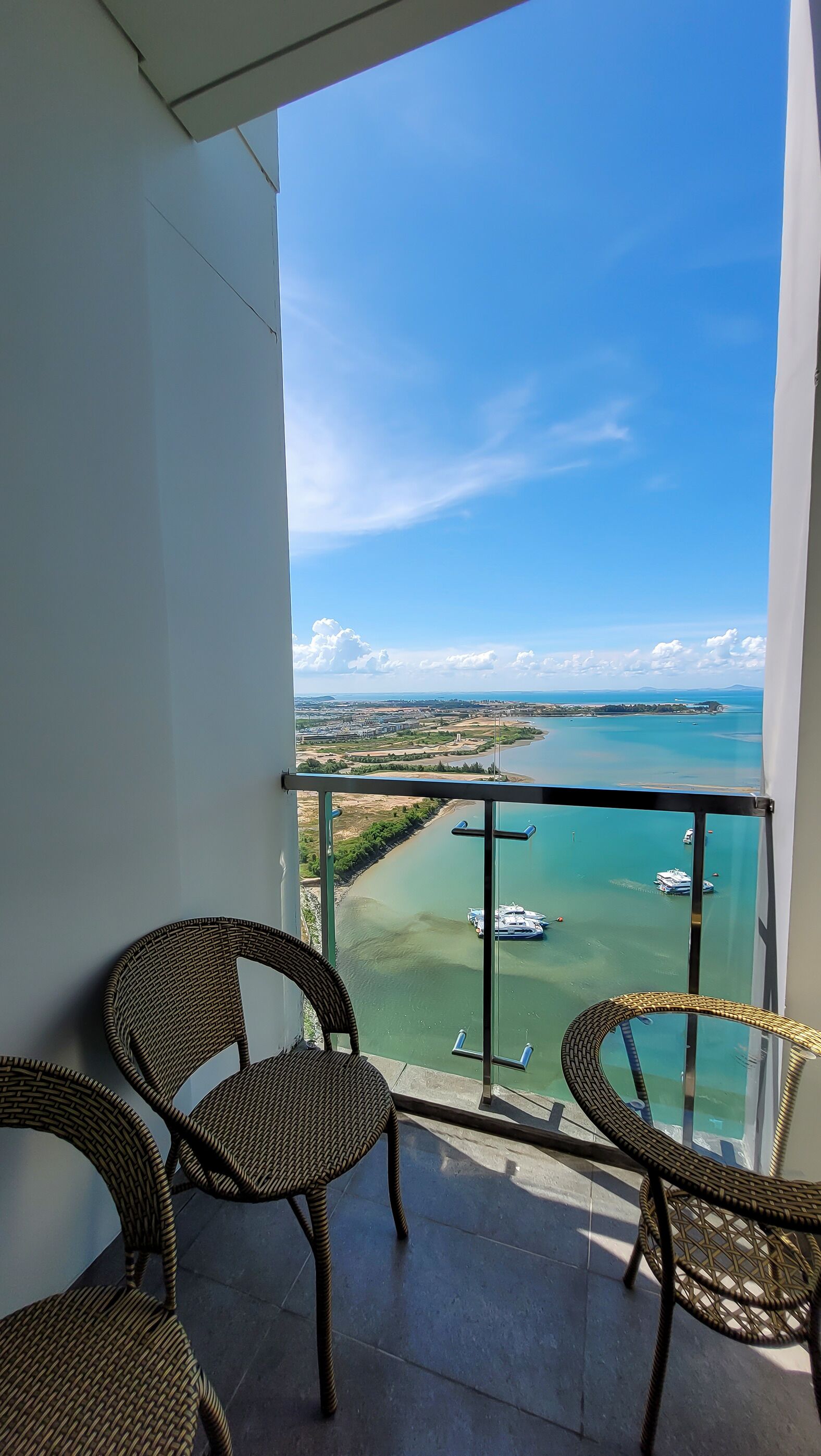 Apartamento Premium, 2 habitaciones, no fumadores, vistas al mar | Balcón