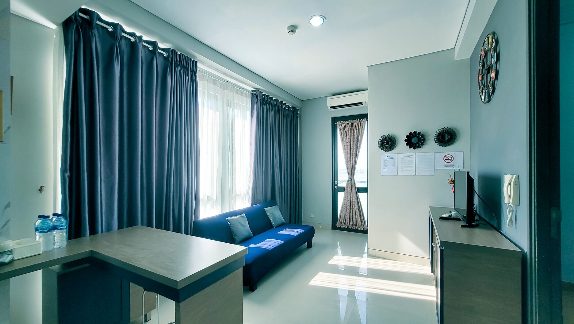 Televisión de pantalla plana