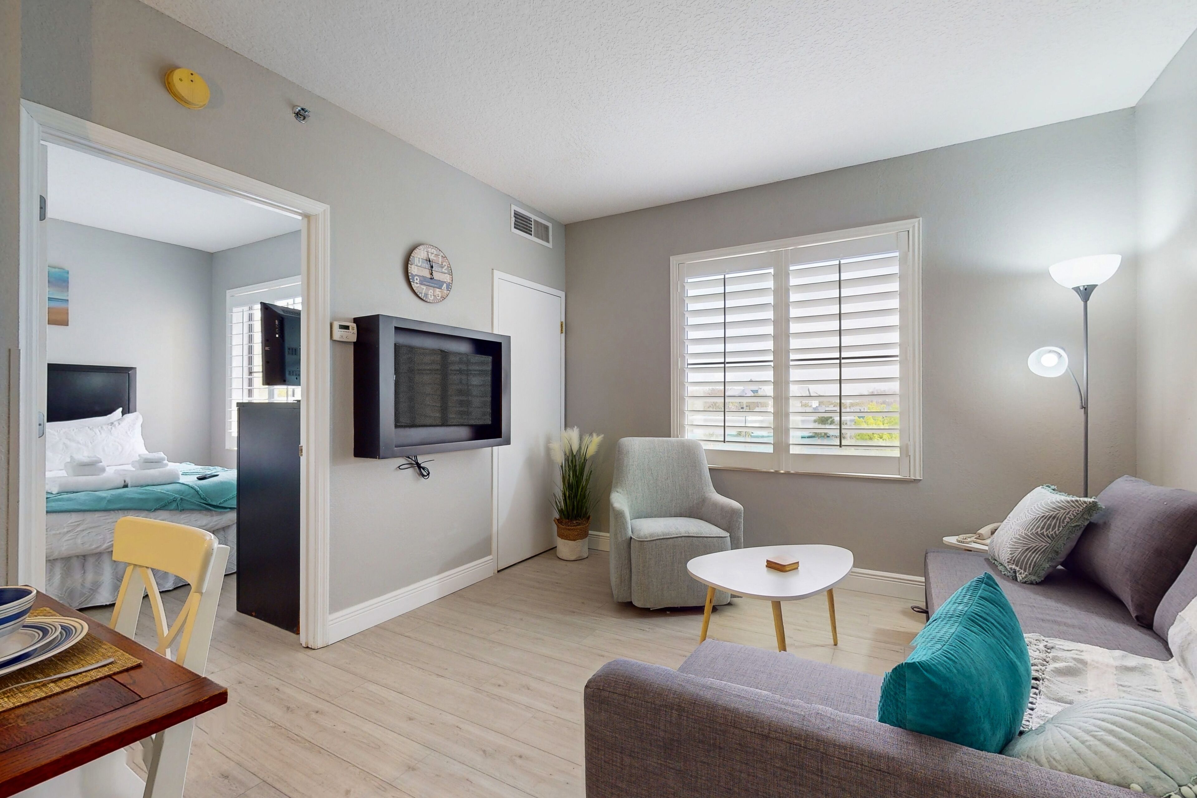 Adjoining suites with amazing heated pool, hot tub, fitness room, & arcade