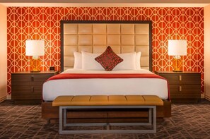 2 bedrooms, iron/ironing board, travel crib, WiFi - Suite + Connecting Room at a 4⭐️ Hotel (Las Vegas)