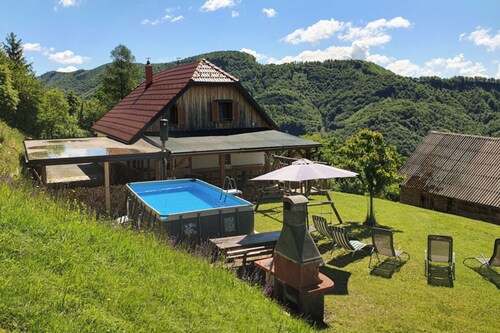 Farmhouse at St. Donat's