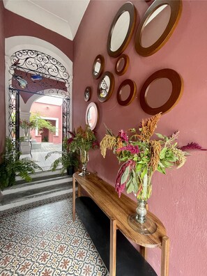 Property entrance - Quinta la Perla (Guadalajara)