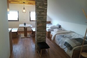 Free WiFi, bed sheets